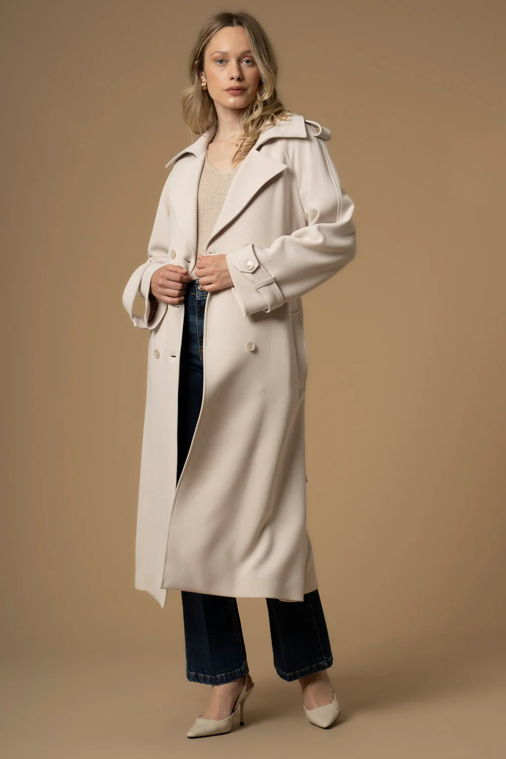 Cappotto doppiopetto con cintura Kocca