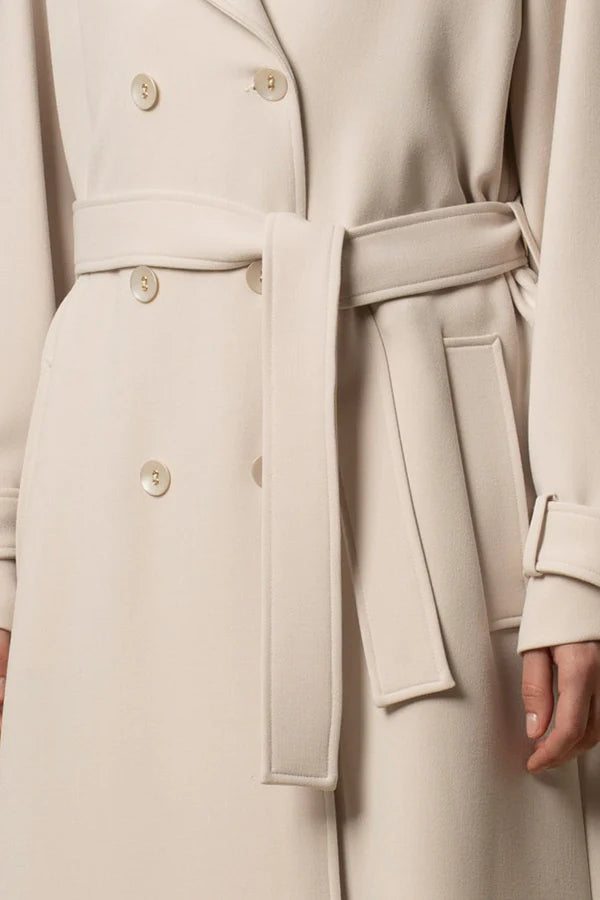 Cappotto doppiopetto con cintura Kocca