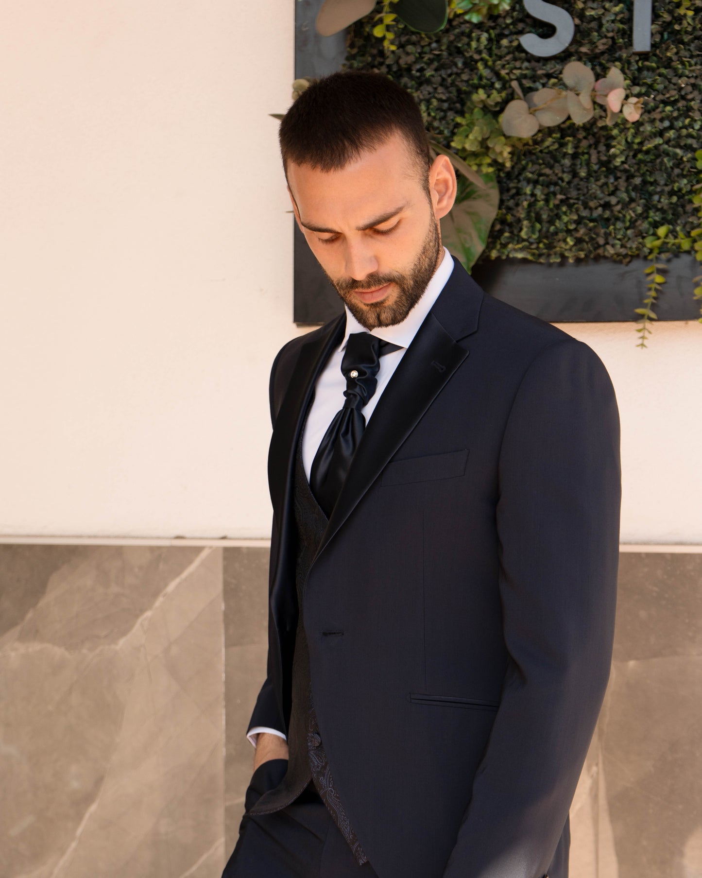 ABITO ANDREA VERSALI