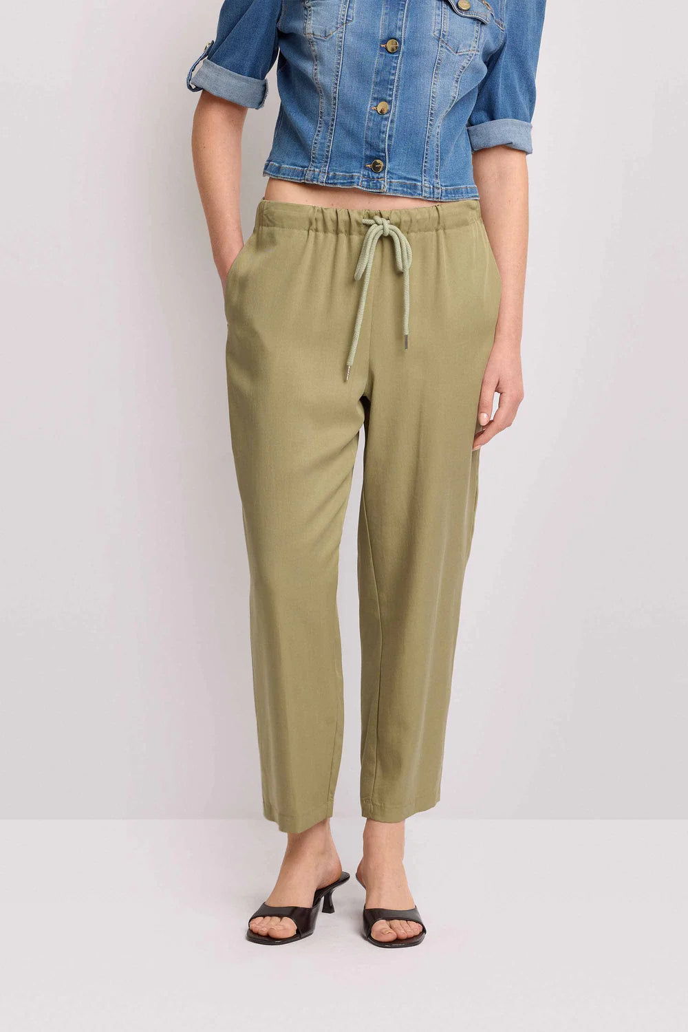 Pantaloni modello jogger Kocca