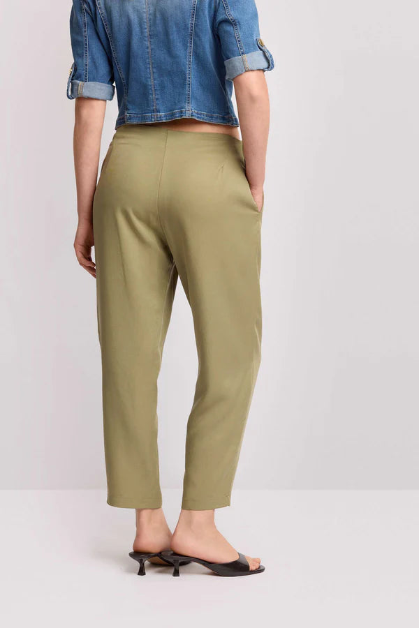 Pantaloni modello jogger Kocca